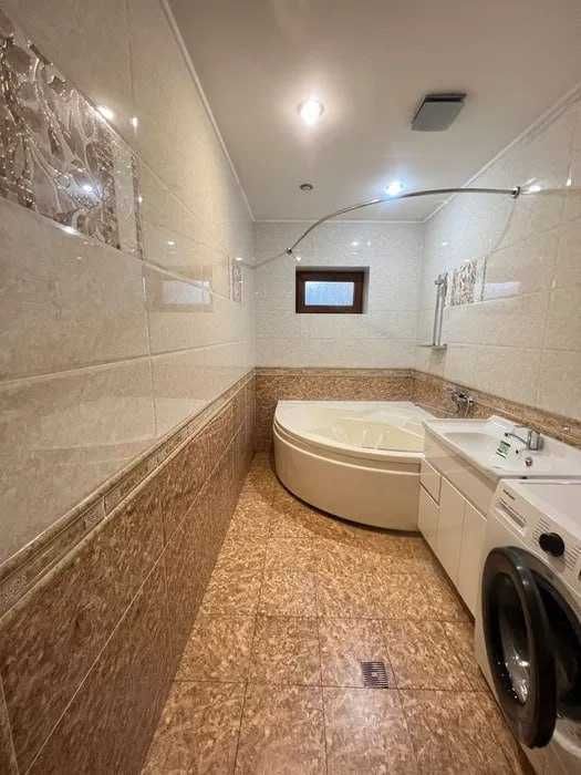 Кирпичный дом, 4 сотки, евро-ремонт, 200 м², район Саракульки`‼️‼️‼️