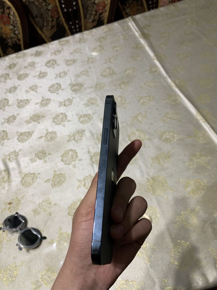 Iphone 12 pro max Ideal