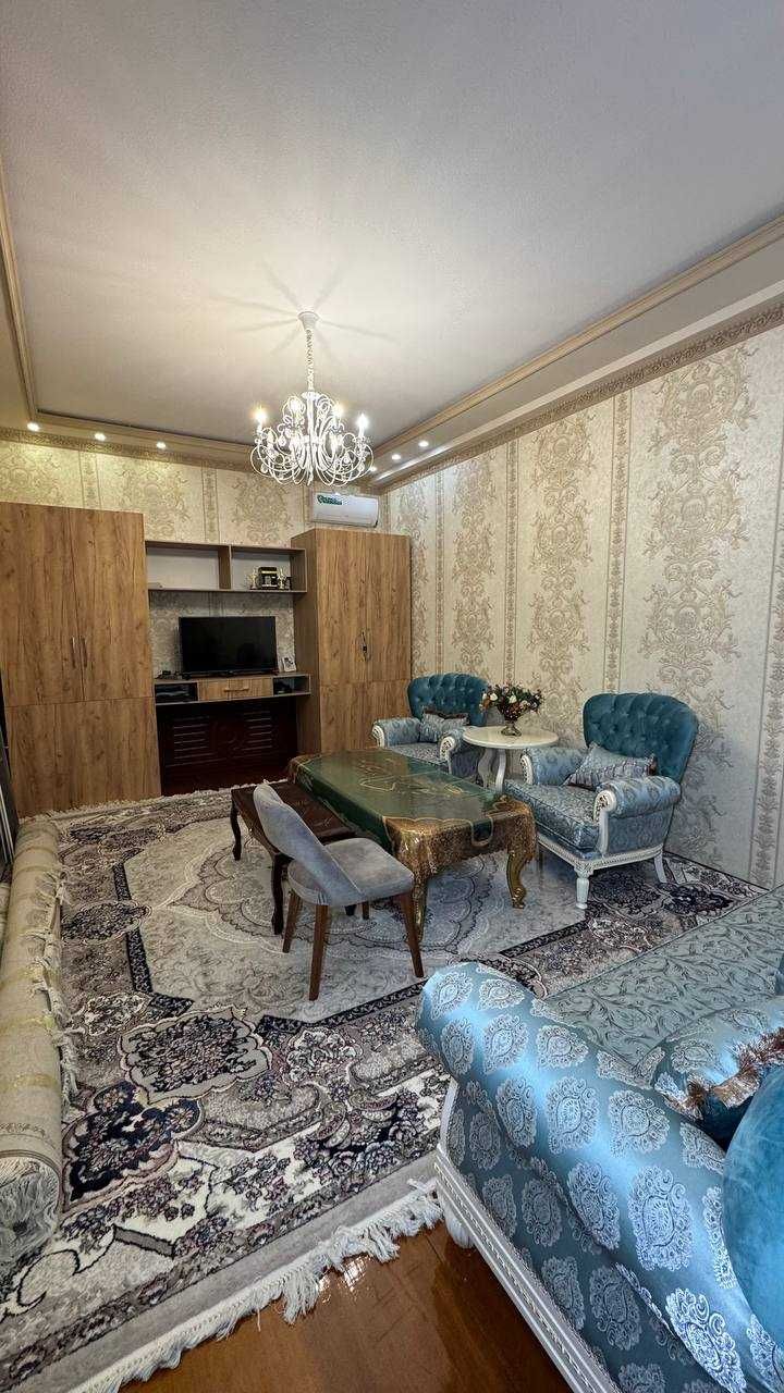 Шахар маркази Миллий банк. 3-xona 2-qavat Premium xonadon ID: 1282