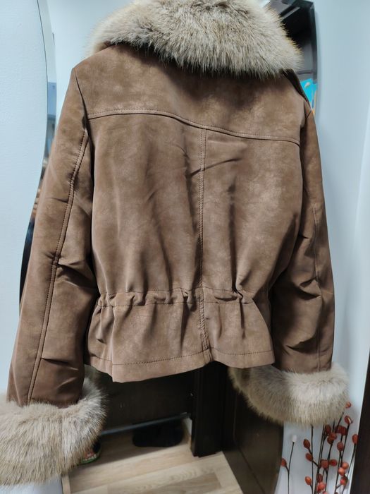 Чисто ново с етикет! Кафяво яке велур