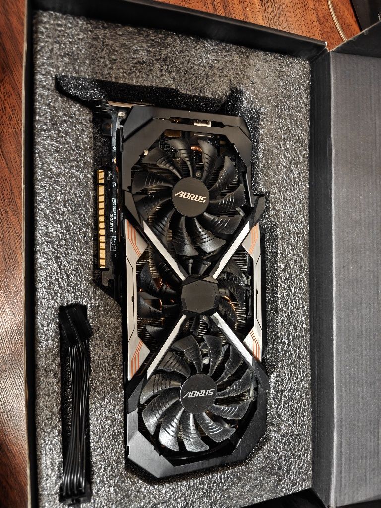 Видеокарта AORUS GeForce® GTX 1080 Ti 11G