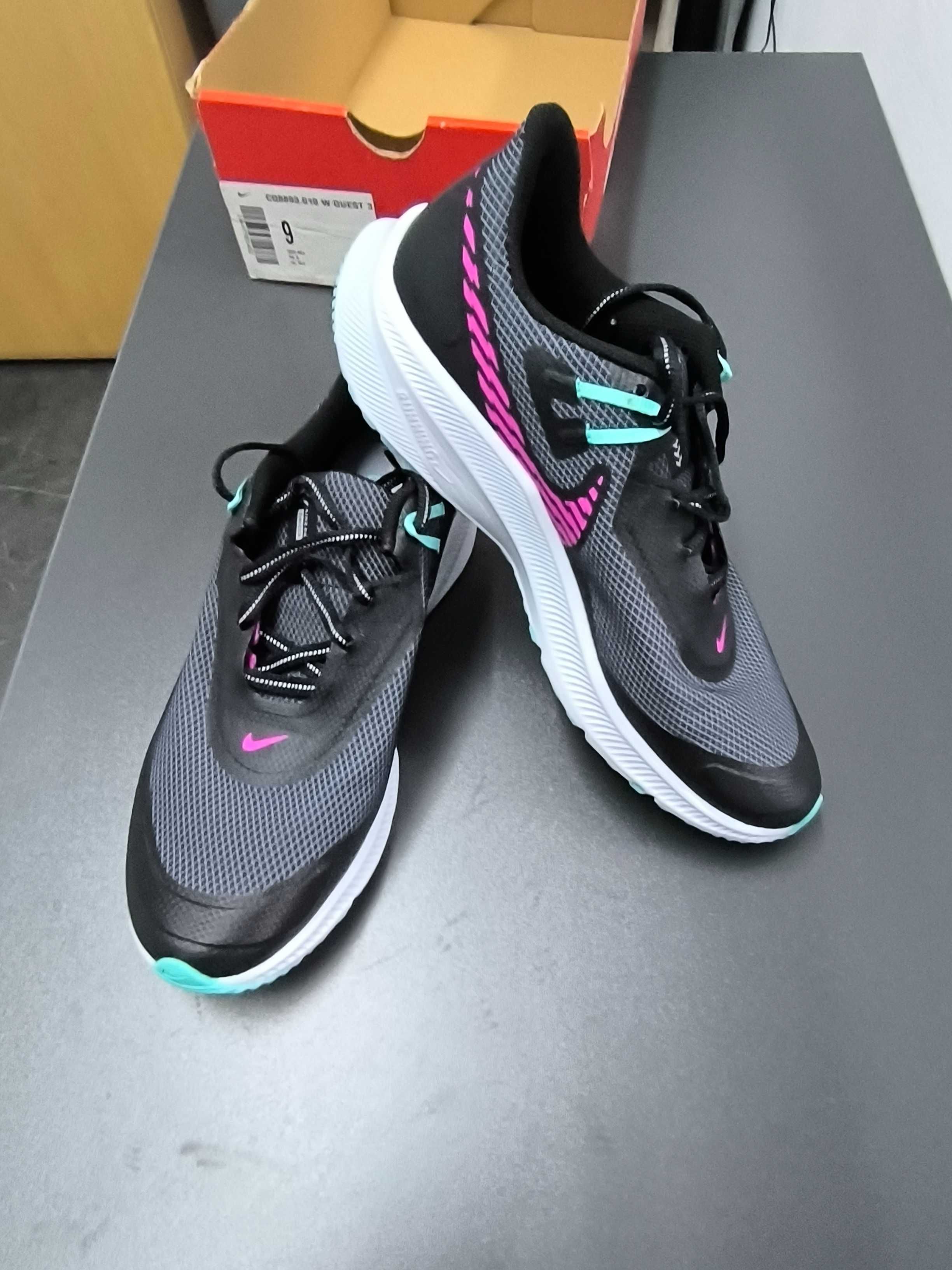 Дамски маратонки Nike