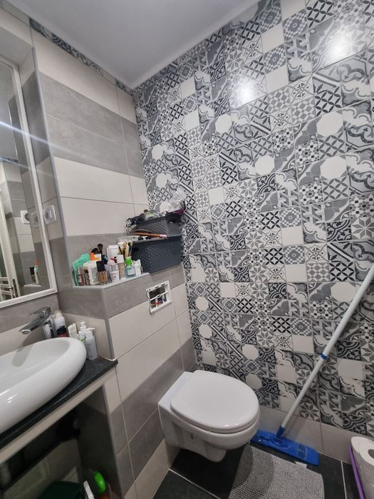 Vand apartament 4 camere
