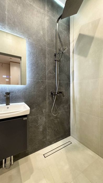 Продается 1а комнатная кв-ра,ЖК o'z makon,ор-р узбум,alfraganus,30м2