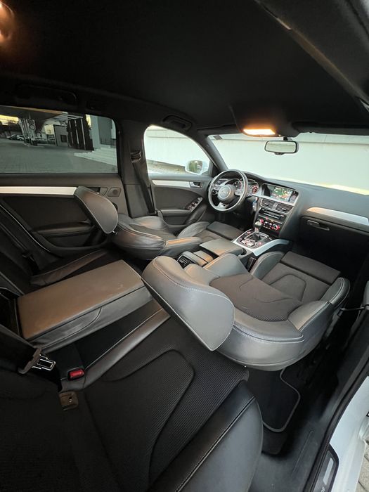 Audi A4 FaceLift ~ S Line ~ Navigatie ~ Parktronic ~ BiXenon ~ Jante