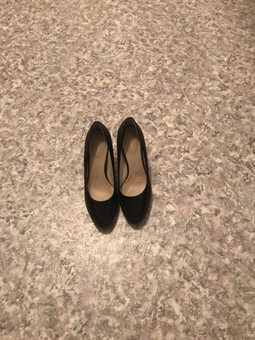 Фирменный туфли новый