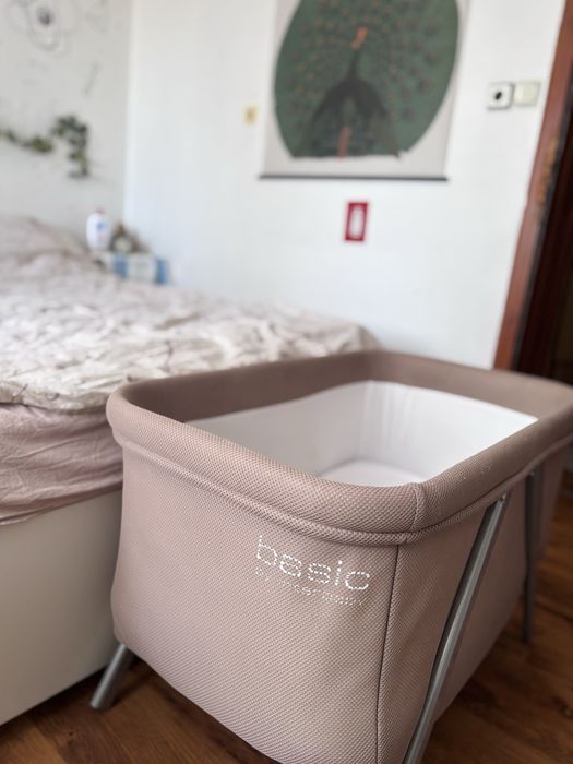 Бебешка кошара next to me İnterbaby basic