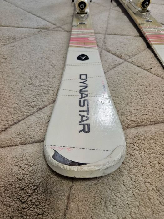 Запазени ски подходящи за дама висока 170 см.