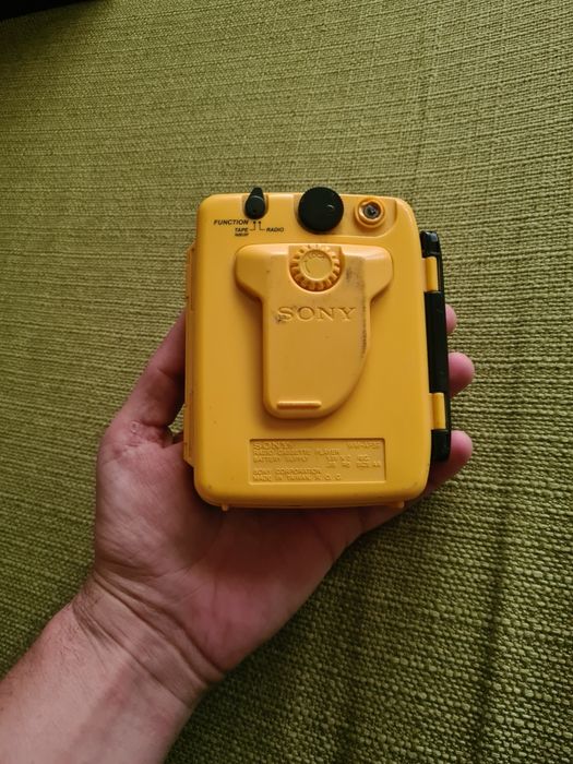 Sony Walkman Radio FM Sports Casetofon Portabil Drumetie WM-AF59