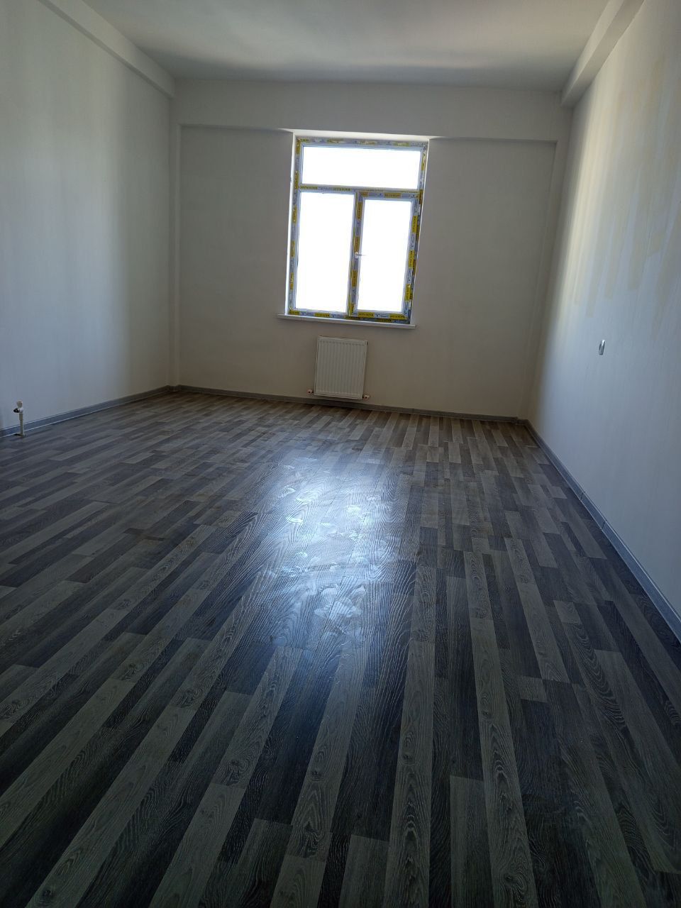 Срочна  Сотилади.Кридити бн 42000$ 3 йил 1 млн 400 атрофида түланади.