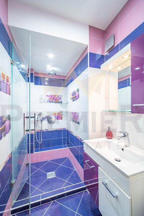 Продава се Тристаен апартамент в Варна, Център - 84 кв.м за 2596 €/кв.м - Снимка #11