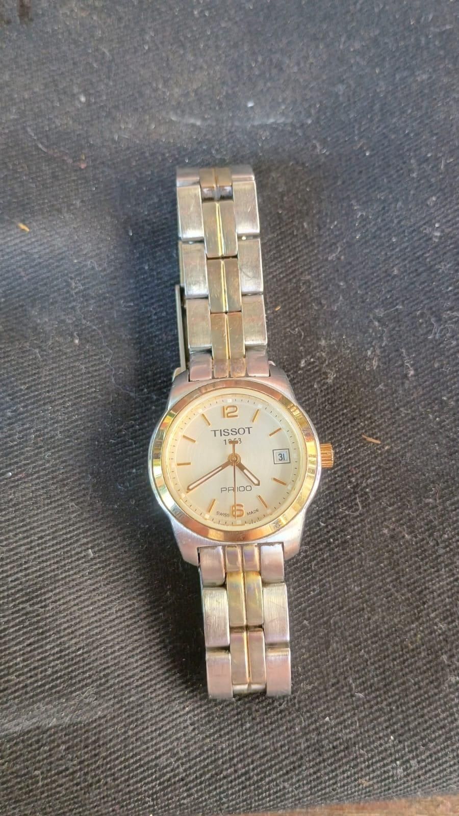 Vând ceas de dama Tissot