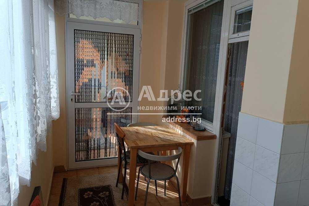 Продава се Тристаен апартамент в Разград, Бели Лом - 97 кв.м за 1304 €/кв.м - Снимка #8