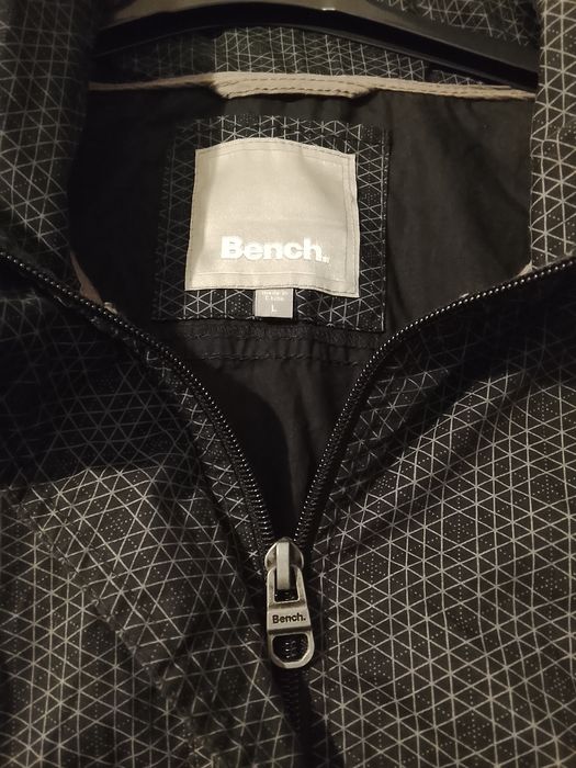 Bench geaca dama mărimea L