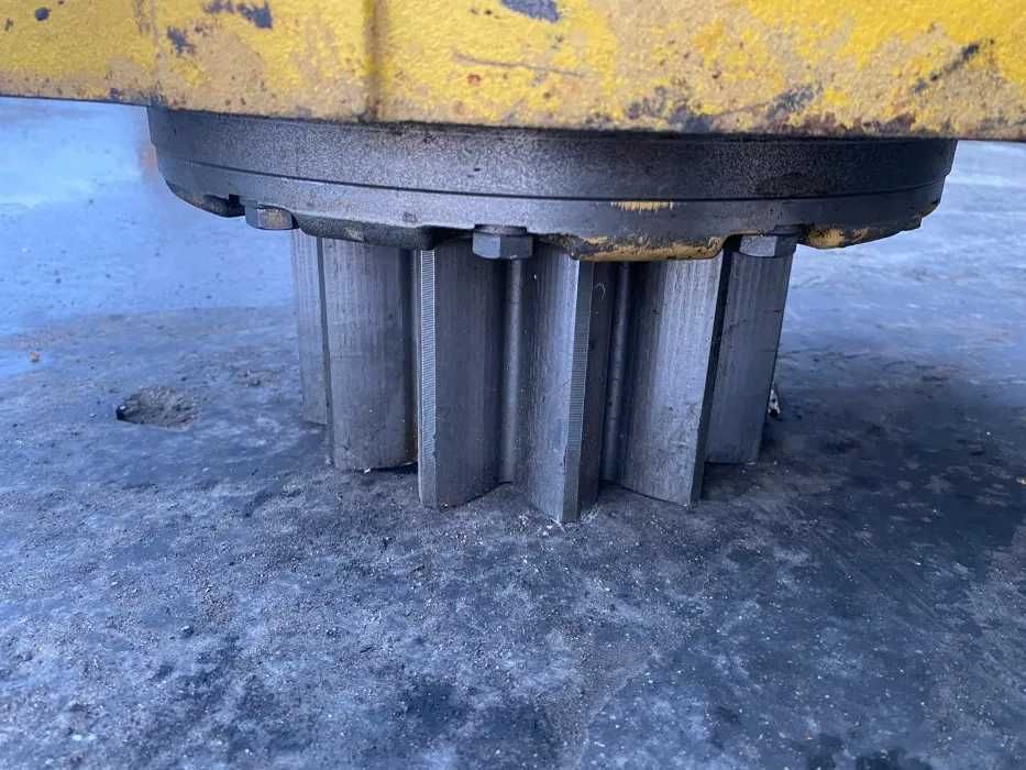 Reductor de rotire Komatsu PC360LC-11 - Piese de schimb Komatsu