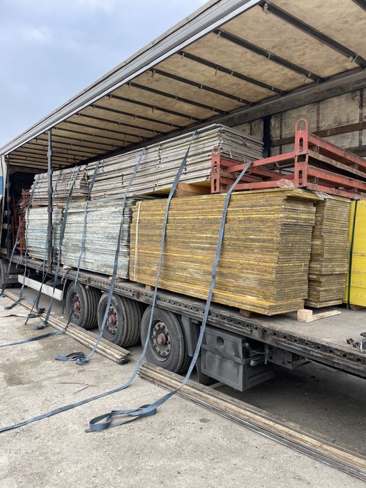 Cofraje planseu, elevatie, stalpi, ziduri. Detinem tot sistemul