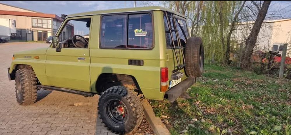 TOYOTA LJ 70 Land Cruiser RAPTOR