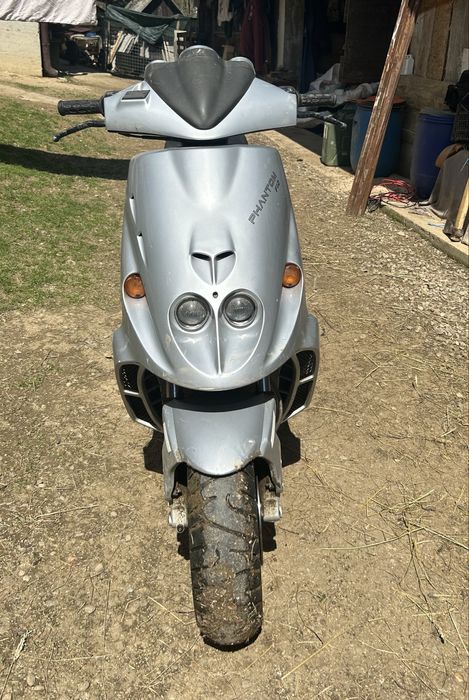Vand scuter malaguti f12 defect negociabil