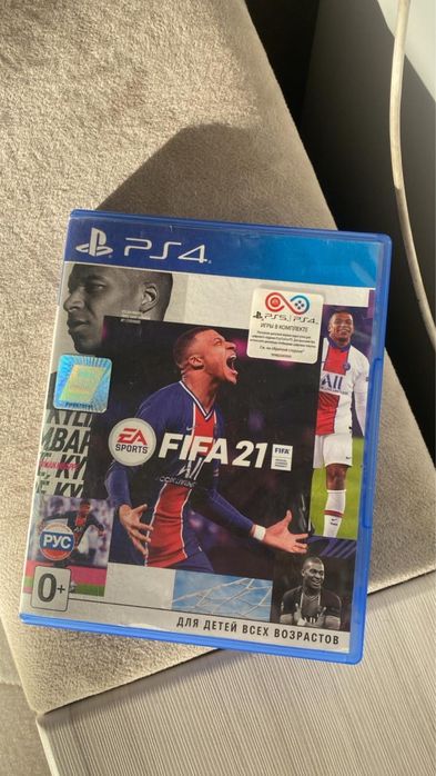 Диск PS4 FIFA 21