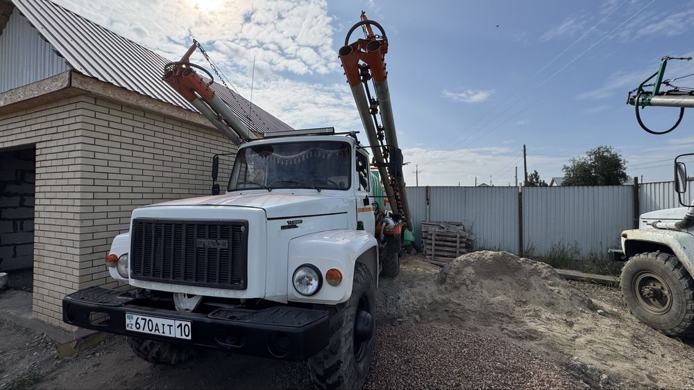 Самоходный опрыскиватель Авагро.