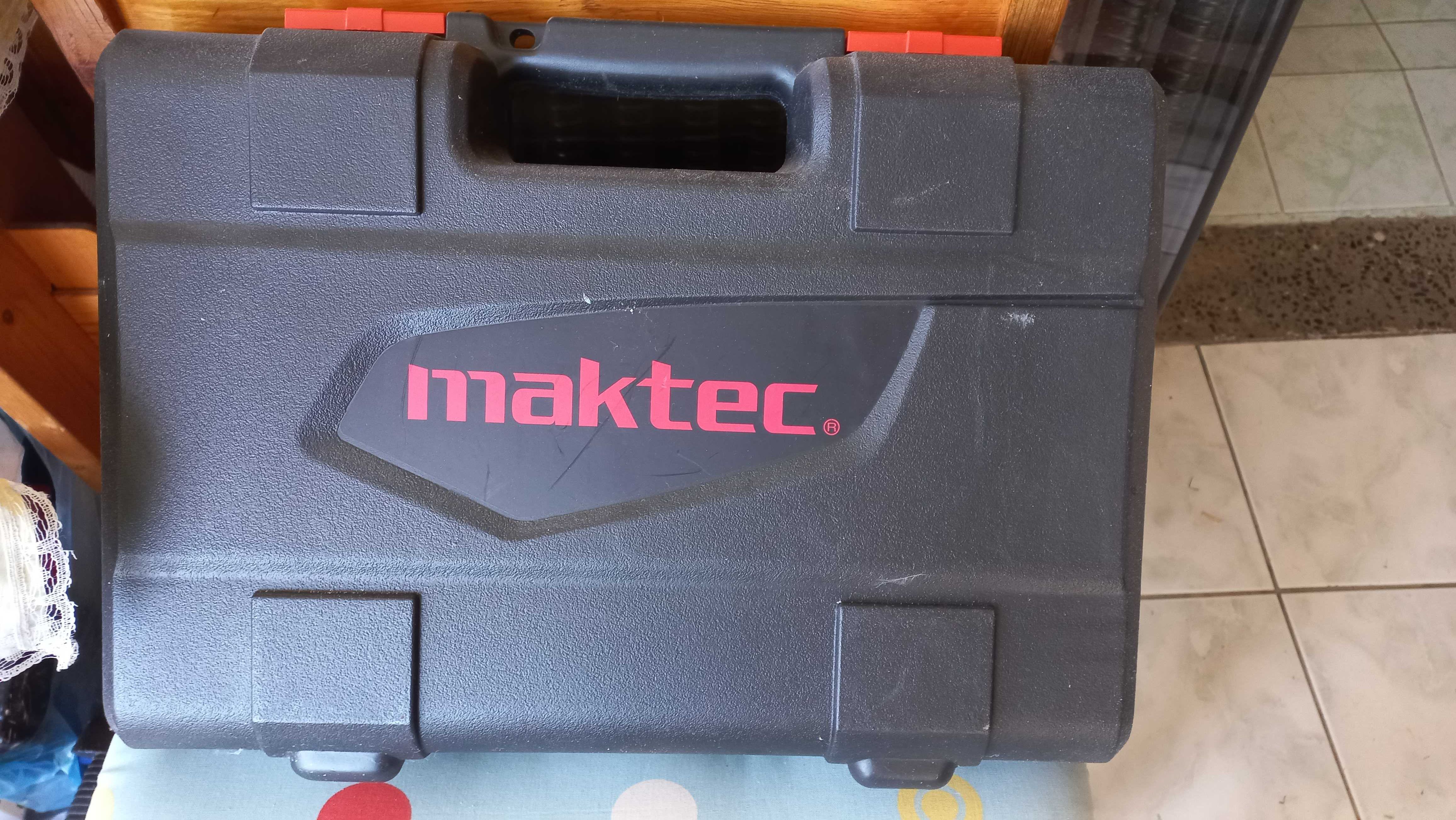 Бормашина перфоратор "MAKTEC"