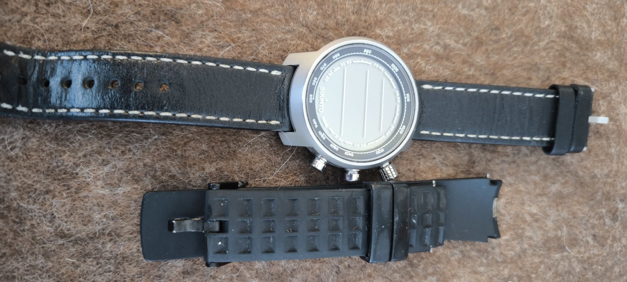 Suunto Elementum Terra -батерията е за смяна
