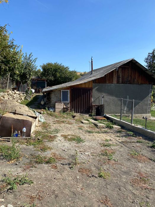 casa si teren 1000 mp cu utilitati Gura Vadului Prahova