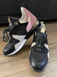 Adidasi / Pantofi sport Louis Vuitton Dama marimea 39