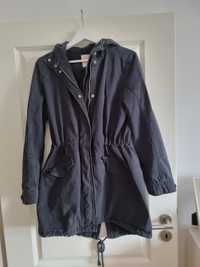 parka levis , geaca guess