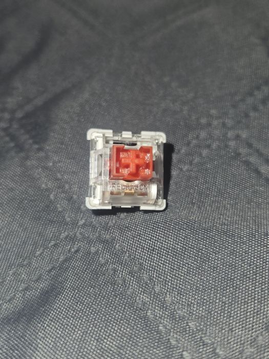 Switch-uri rosii mecanice