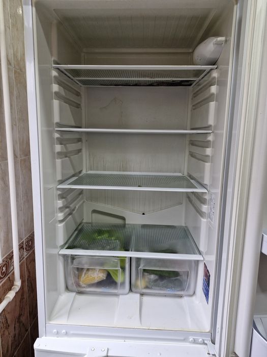 Холодильник Индезит б/у