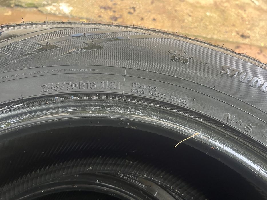 Зимни гуми TOYO като нови размер 255/70 R18 113H