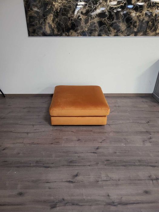 Голяма оранжева табуретка от плат