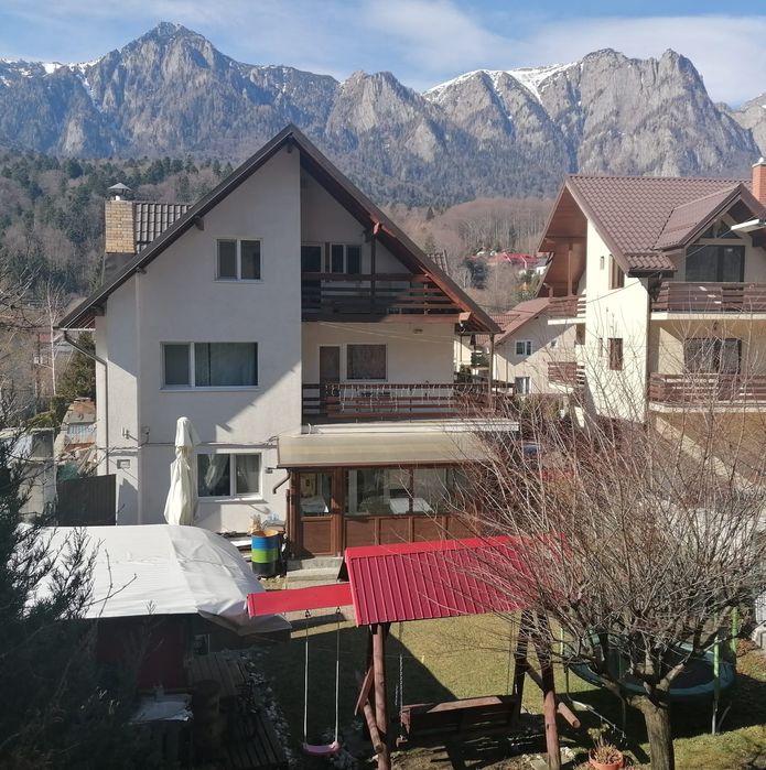 Vilă Bușteni P+E+M mobilată și utilată - direct proprietar