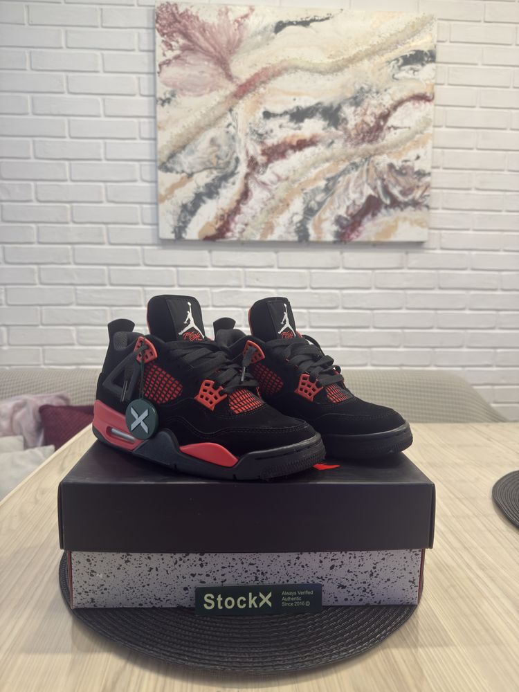 Air jordan 4s Red Thunder от StockX