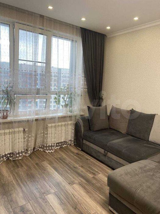 Сдаю 2х ком. 6/9 квартиру на улице Садыка Азимова (Р5)