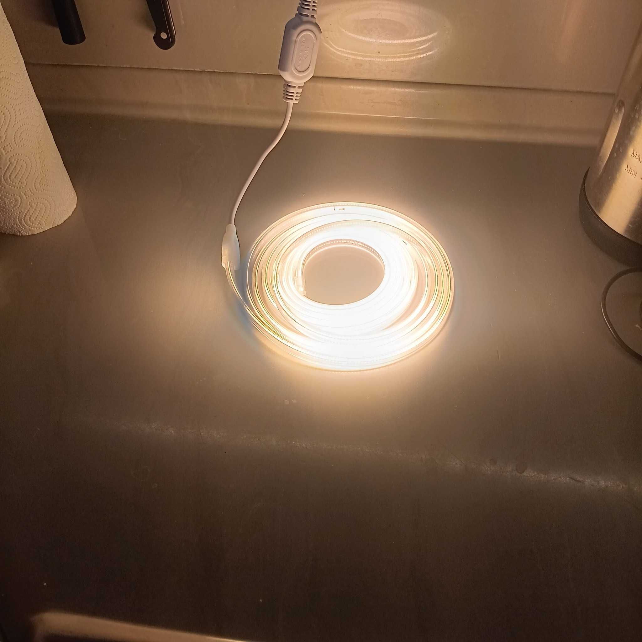 НОВА! COB LED лента 220V, 4м, 360 LED/m, топла светлина, IP65