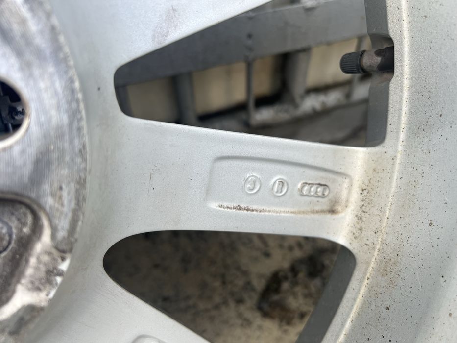 Оригинални джанти AUDI 5х112 R17