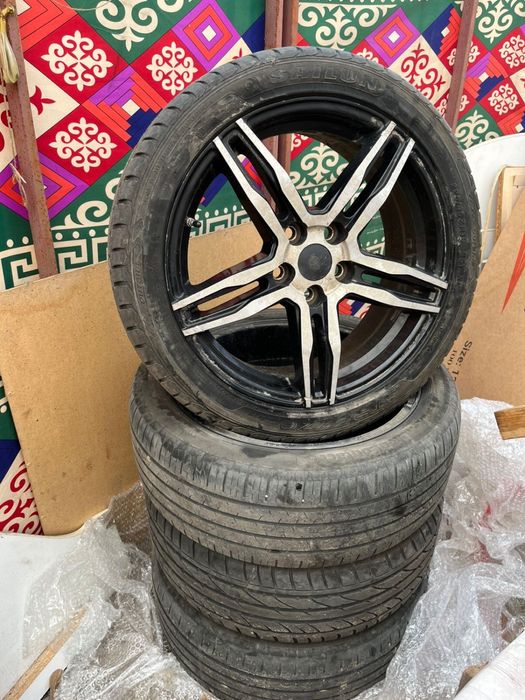 Продам шины с диском