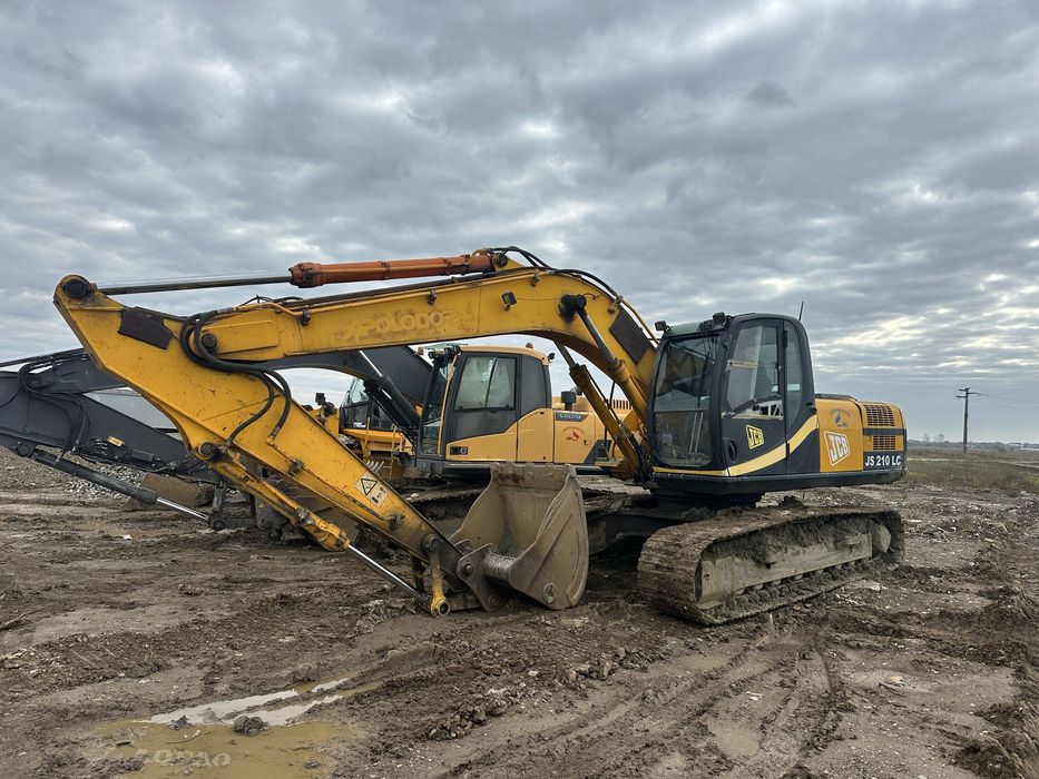 Inchiriez Bascula 8x4 wola aduc nisip piatra