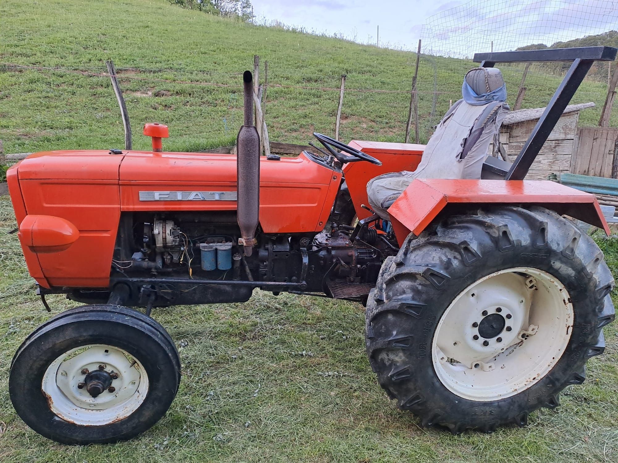 Tractor Fiat 415