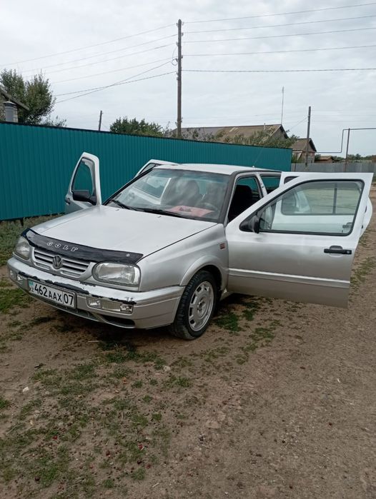 Продам срочно автомобиль
