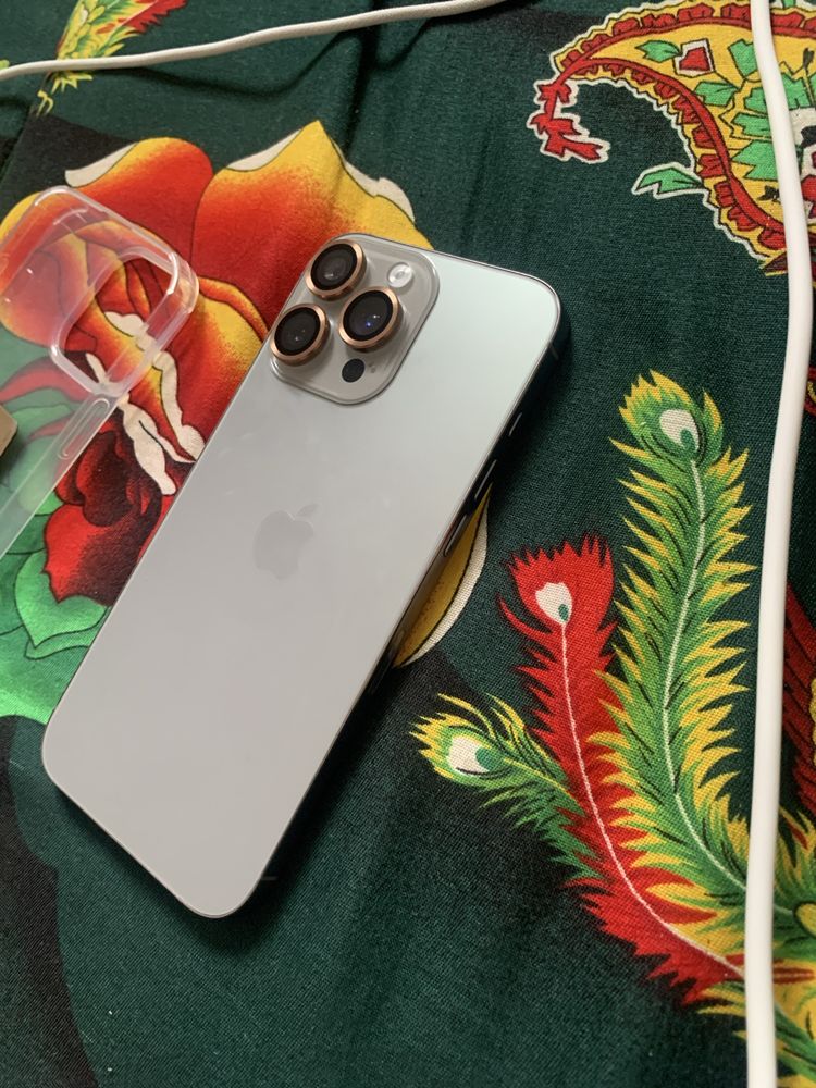 Iphone 16 pro max 1 tb Kitai