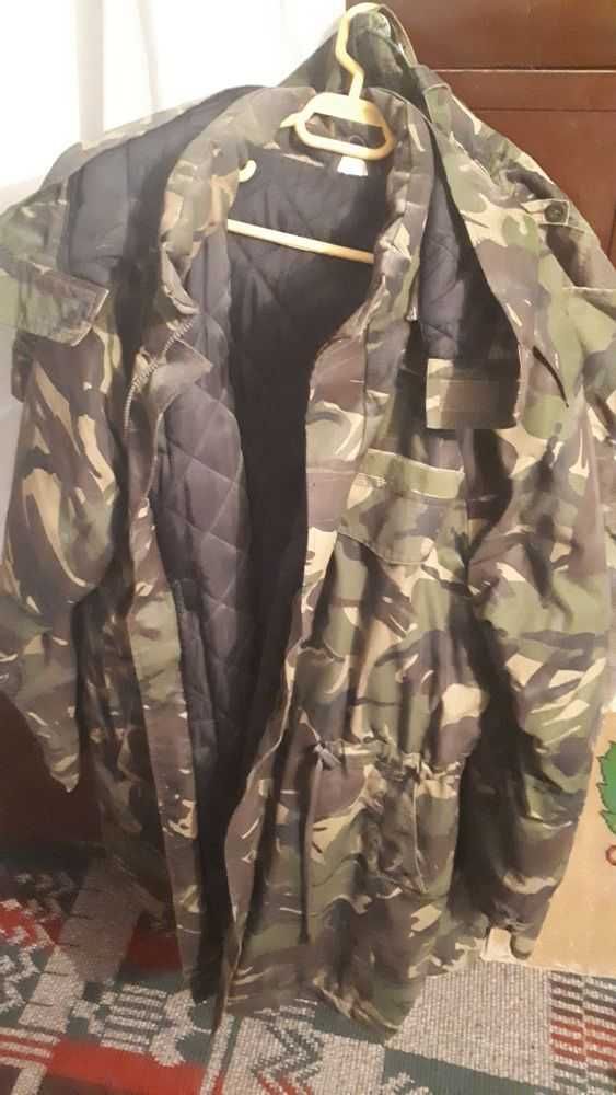 Scurta militara camuflaj matlasata  de iarna