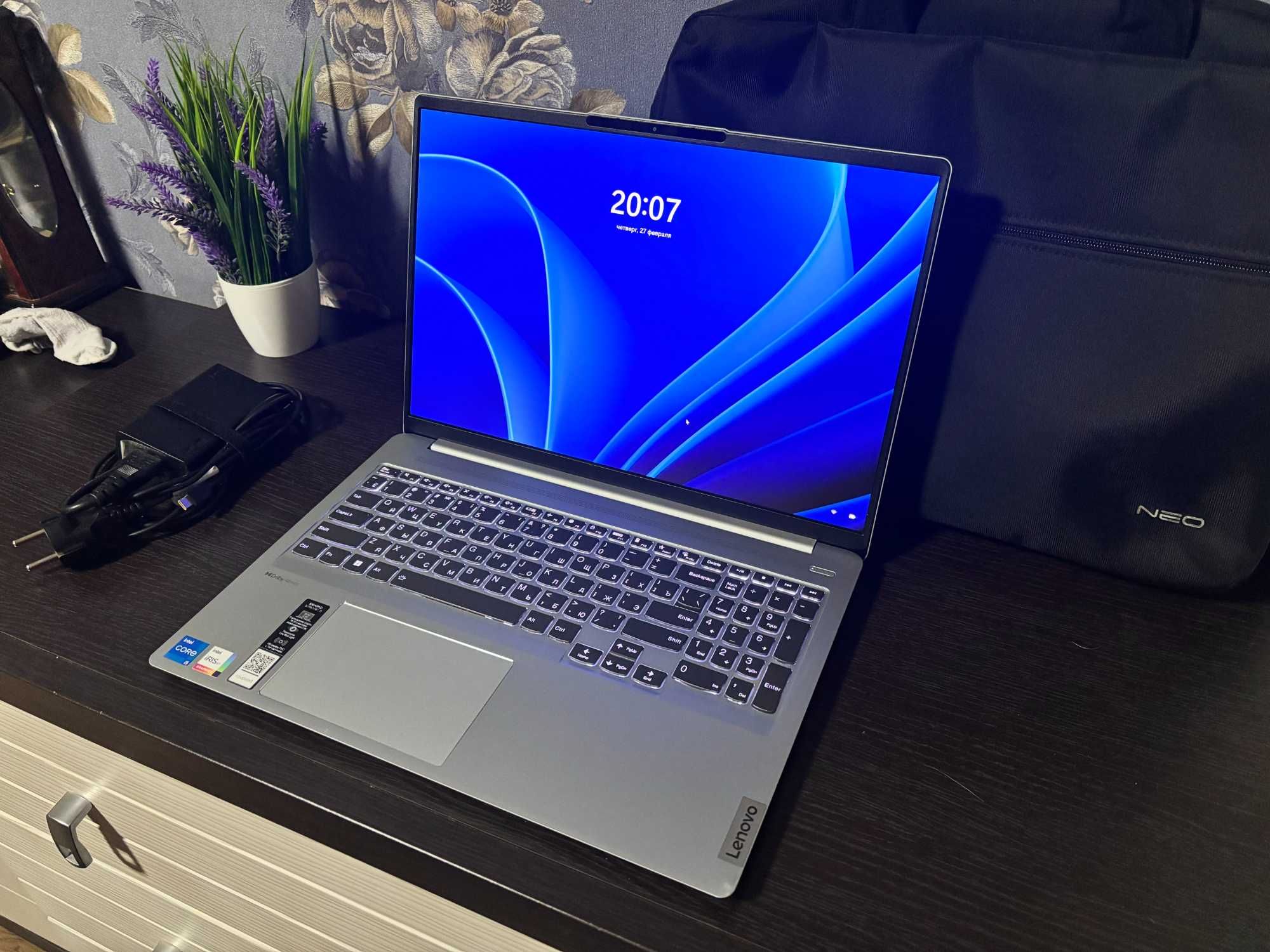 IdeaPad 5 Pro 16. i5 12500h. Ram 16gb Ddr5. Экран 2,5к, 16 дюймов.
