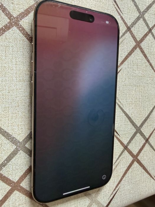 Iphone 16 pro 128 Deser titanium в гаранция