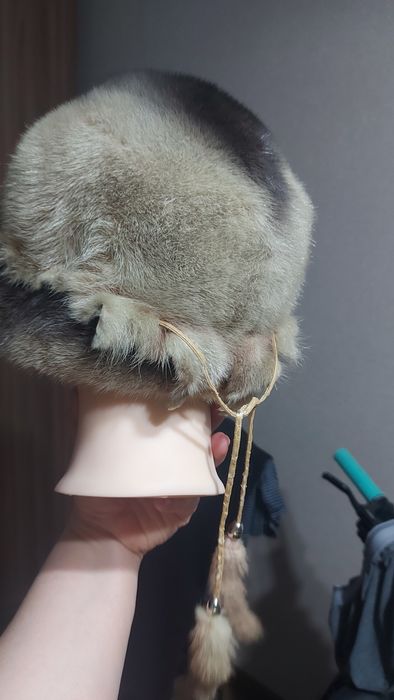 Шапка норковая в идеальном состоянии, не сыпется...