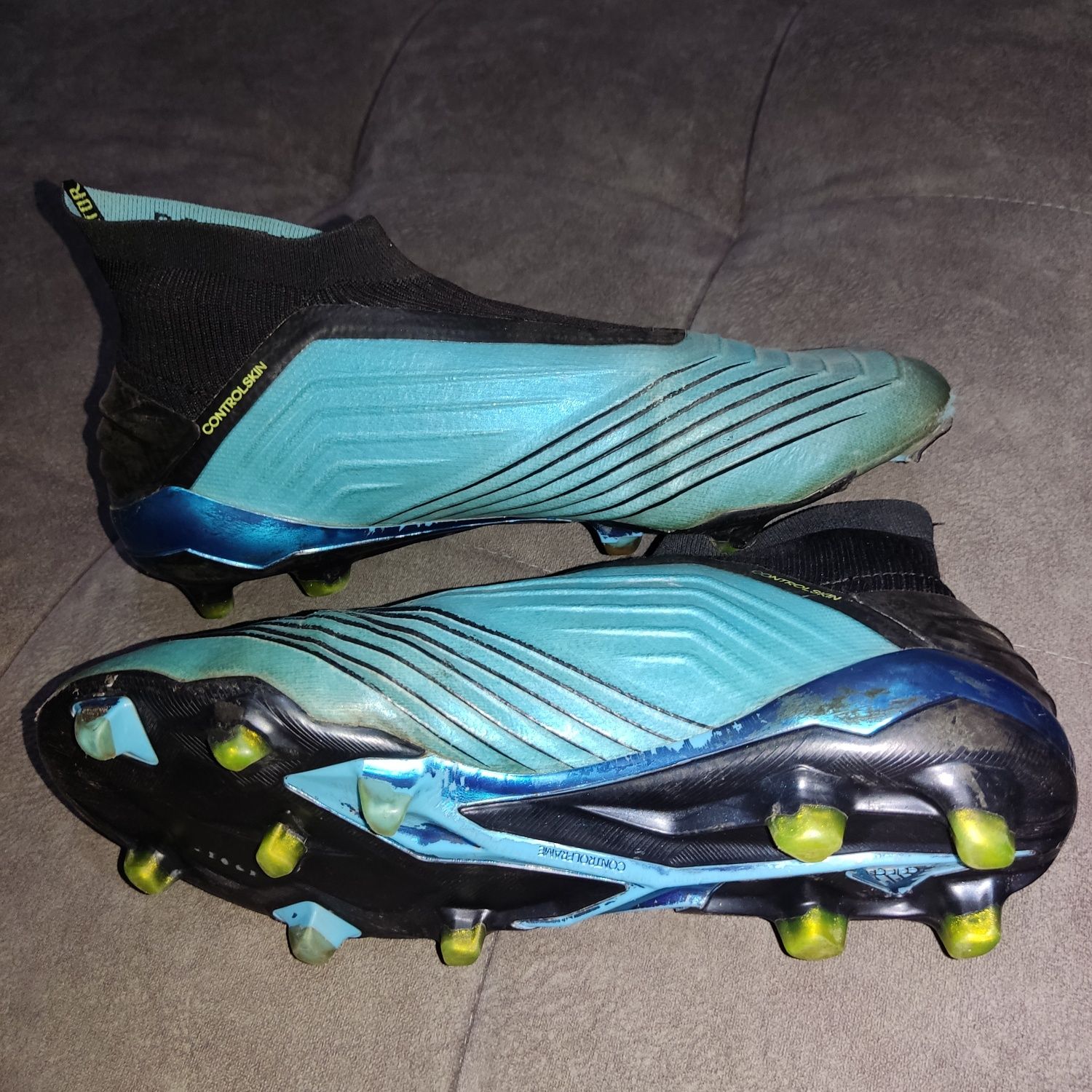 Футбольные бутсы Adidas Predator 19+