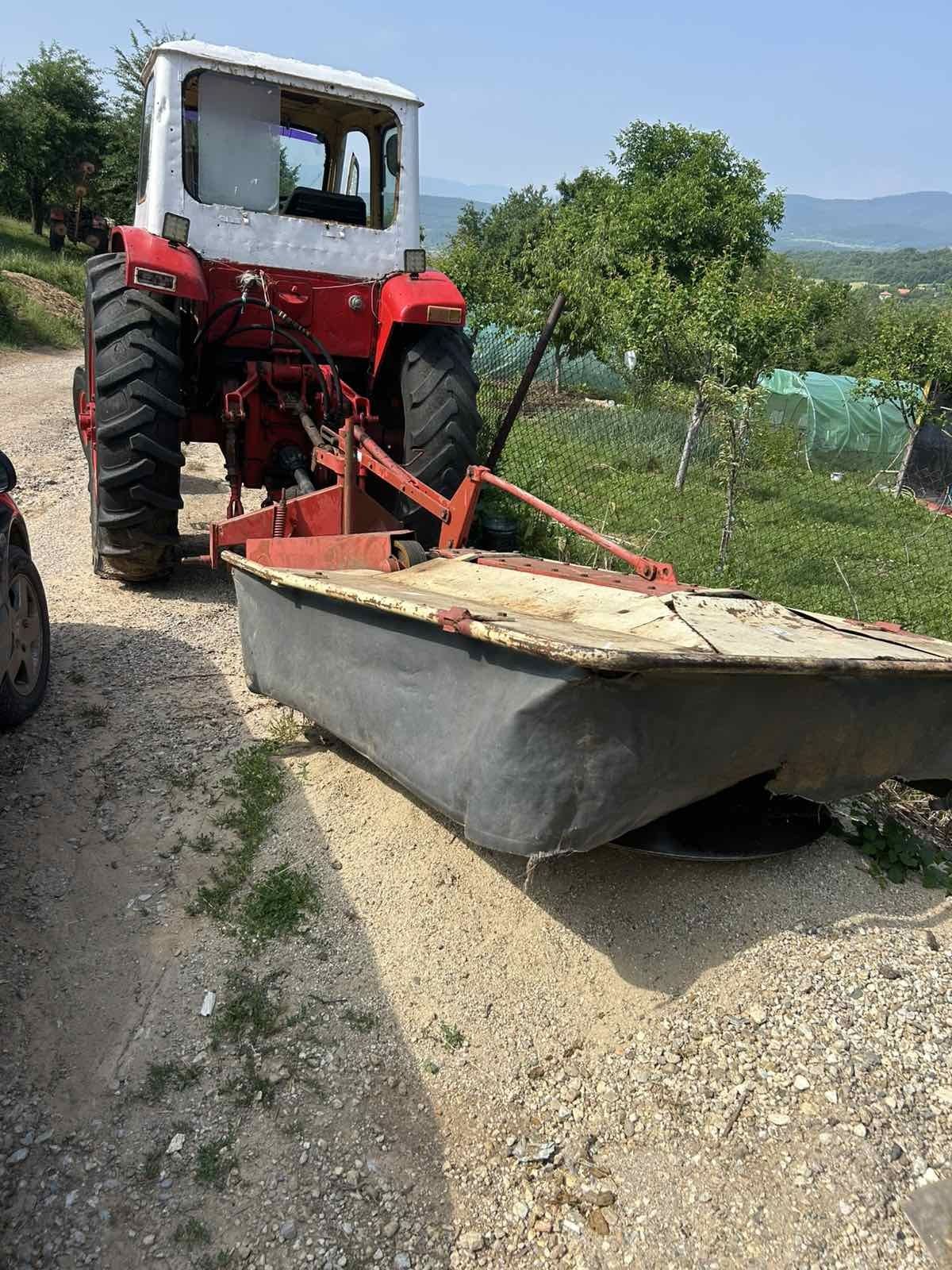 Дискова косачка за трева