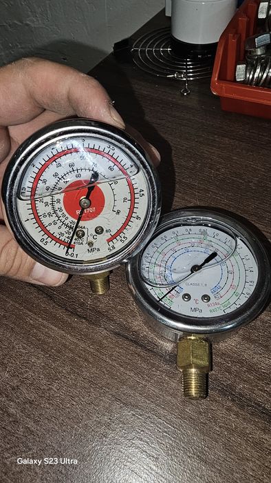 Manometre cu glicerina